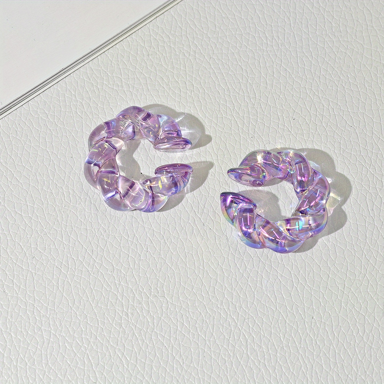 2pcs Acrylic Twist Ear Clips Earring Set Dopamine Colorful No Piercing